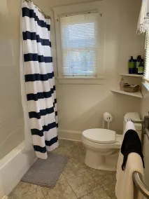 Centrally located historic bungalow, minutes from downtown and Cal Poly Humboldt - Image 2