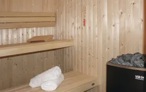 The Nije Dei is a 8 person wellness water villa - Image 3