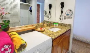 Montego Bay Club Apartments - Image 3