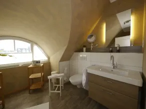 Exclusive thatched house on the water, terrace, fireplace, sauna, WLAN, barbecue.145m² - Image 5