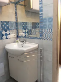 Palau (OT), a 650 metros de la playa, ideal para parejas y familias. - Image 3