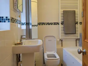 4 bedroom accommodation in Sheringham - Image 2