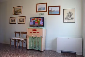Conegliano Veneto: elegante villa con piscina privada en las colinas de Prosecco - Image 3