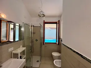 Bouganville 2 Bagni con box Doccia, 3 Camere da Letto, Cucinino Separato - Image 4