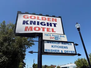 Golden Knight Motel - Image 3