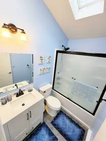 Experience fun at Camelback, stay at our spacious 4-bedroom chalet - Image 3