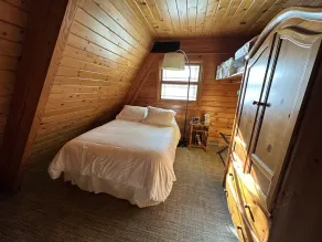 A-frame on Horseshoe Lake  - Image 4