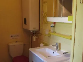 Encantadora casa con piscina compartida - Image 2