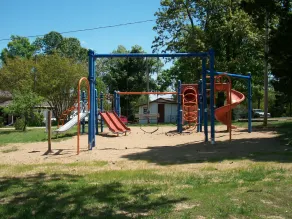 Spacious Norfork Lake View Bunkhouse, Resort Amenities, Family/Fishermen/Pets - Image 2