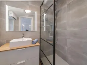 Holiday Home Duinenhuisje 25 parking and shared pool by Interhome - Image 4
