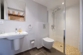 Intimate self-catered cottage loft ideal for work or getaway. With shared pool. - Image 2