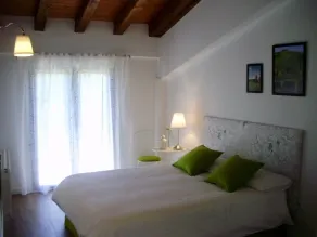 Hus de tre valnötterna - Image 2
