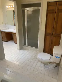 5BR - 225ft Waterfront W / Dock, Whirlpool und Pvt. Bootsrampe! 2019 Küche umgestalten !! - Image 3