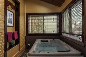 Queen Anne Bed And Breakfast - Image 5