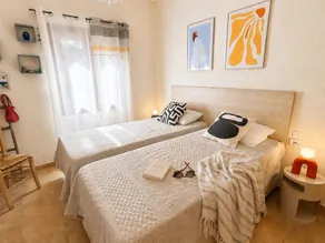 Quiet villa with breathtaking views, garden and private pool! - Image 4