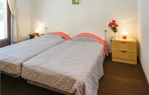 Awesome Home In Pierrerue - Image 4