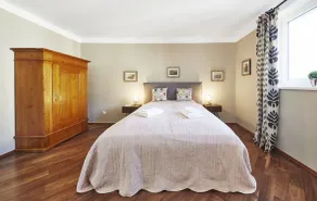 Vienna Penthouse 2 - Image 5