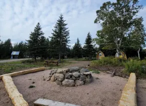 Mountain Ash Camping Pod - Image 4