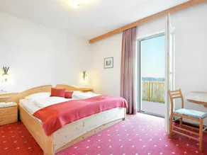 Lovely apartment for 4 people with pool, WIFI, TV, balcony and pets allowed - Image 3