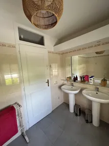 Charentais house renovated in 2020 - Image 5