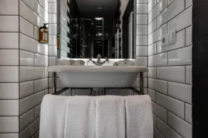 Vintage Apartment Hotel - Image 5