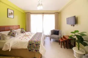 Lantern Serviced Apartments - Image 3