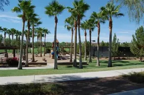 Votre oasis de jardin vous attend ..., une belle maison dans une communauté primée - Image 4