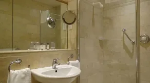 Enniskeen Country House Hotel - Image 3