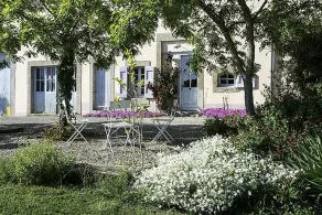 Cottage per 4 persone al Domaine de la Forçate con piscina nel parco. - Image 4