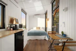 Nichol Road Hideaway 1 at Annies Retreat by Tiny Away - Image 3