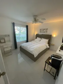 Modern Private Room With Private Entrance - Image 3