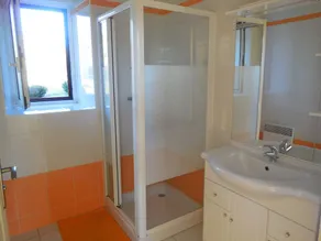 Family Escape with Terrace - Image 3