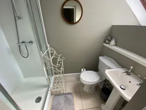 Cosy cottage located 25 minutes from Edinburgh City Centre - Image 2