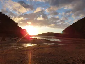 Charming bay, very close to beach - fisherman’s house sleeps 7 - Image 4