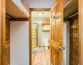Beautiful Log Cabin Tucked Away on 5 Acres - Image 5