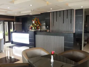 Millinov Boutique Hotel - Image 2