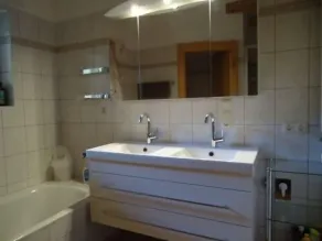 Lindo apartamento com terraço e jardim, vista para as montanhas, 200m para o elevador, sim dog - Image 2