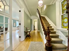 Entire Victorian Mansion - Near Main St & Farmer’s Mkt - Sleeps12 - Image 3