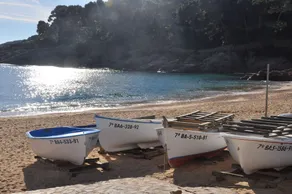 Apartment in a beautiful cove in Costa Brava (Tamariu) - Image 3