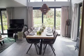 Detached bungalow with 4 bedrooms, 3 bathrooms and a sauna - Image 4