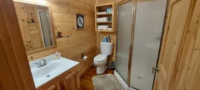 Bobcat's Den - Dog Friendly - Sleeps up to 8 - Image 2