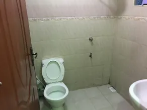 Henry's Residence - Image 2