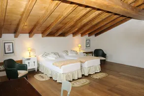 Villa mit Pool und Spa - Image 3