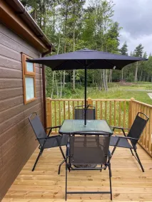 Hollicarrs - Cherry Blossom Lodge - Image 2