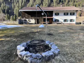 Holiday apartment with large property in a secluded location for up to 8 people. - Image 5