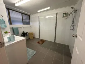 Unit in the best location of Bribie, walking distance to everything!! - Image 2