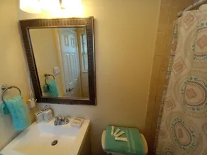 Busch Gardens private suite with its own entrance, kitchenette, bathroom & patio - Image 2