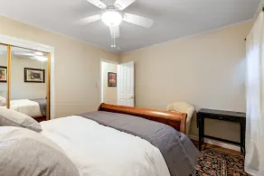 Backyard Oasis, 3/1 Home w/ Hot Tub & Central AC - Image 4