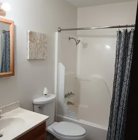 Spacious Furnished 2 Bedrooms, 1 Bathroom Apartment!  Your Home Away from Home - Image 3