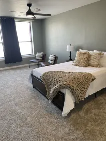 Upstairs Apartment On Rout 66. 1 story above Historic Chandler, OK. - Image 4